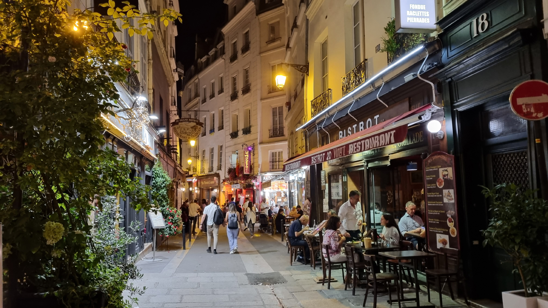 Fotostrecke Mein Europa 43: Bistrot in Paris, Frankreich